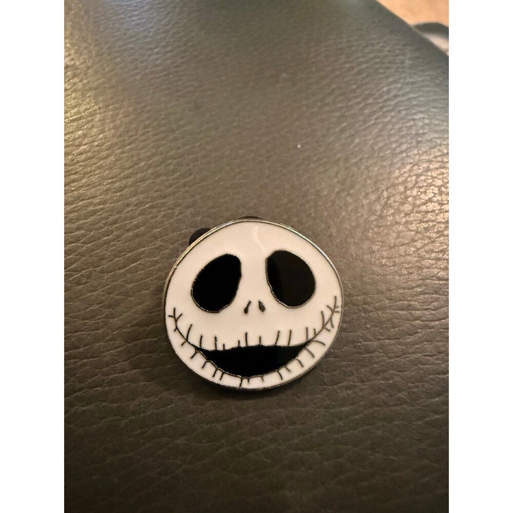 Disney Pin Trading Carnival Jack Skellington hamburger pin